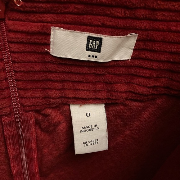 Red corduroy skirt knee length - Picture 3 of 7